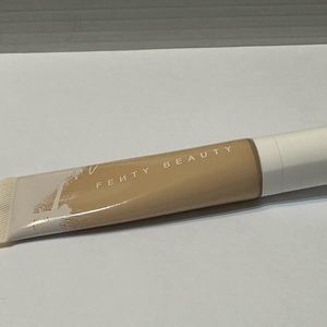 Fenty Beauty by Rihanna Pro Filt’r #150